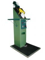 Máquina para conformar contrafuerte